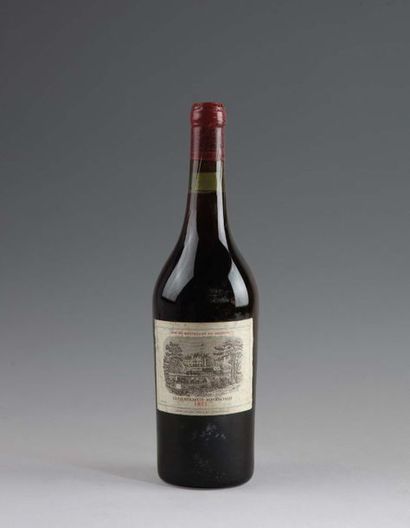 null 1 bouteille
CHÂTEAU LAFITE ROTHSCHILD 1er GCC - Pauillac 1803
Bouteille rebouchée...