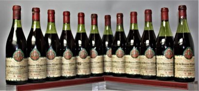 null 12 bouteilles CÔTES DE BEAUNE -Domaine FAIVELEY 1972 Etiquettes de la Confrérie...