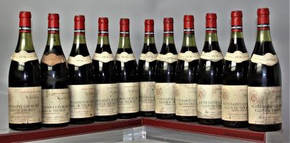 null 11 bouteilles NUITS St. GEORGES 1er cru "Clos de Thorey" - MOILLARD 1978 Etiquettes...