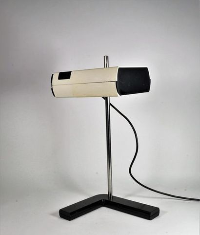 TALOPP Jean-René (1950) collection Manade. Lampe de bureau en plastique blanc et...