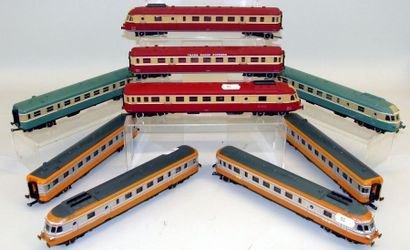 LIMA Autorail RGP , 2 voitures, vert et crème. Autorail RGP 3 voitures, rouge et...