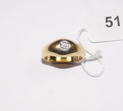 null Bague "Jonc Romain" en or jaune 18K (750/oo) centrée d'un diamant taille brillant...