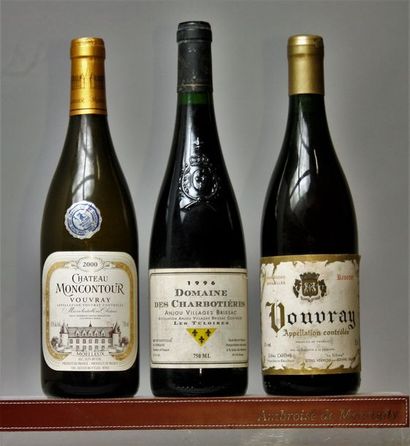 VINS DIVERS DE LA LOIRE et CHABLIS : 2 bouteilles VOUVRAY - Château MONCONTOUR 1992...