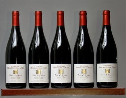 CHÂTEAU MOURGUES DU GRES - Costières de Nîmes 5 bouteilles "Terre d'Argence" 2008...