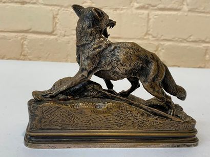 null PETIT GROUPE EN BRONZE "RENARD AU FAISAN" DE Alfred DUBUCAND (1828-1894)
En...