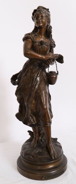 null BRONZE "LE PETIT CHAPERON ROUGE" DE HIPPOLYTE MOREAU (1832-1927)

En bronze...