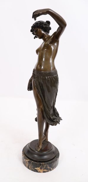 null BRONZE "LA DANSEUSE" DE EDWARD ONSLOW-FORD (1852-1901)

En bronze à double pâtine,...