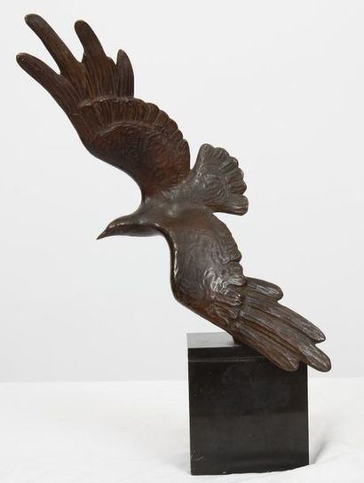 null BRONZE "DOVE IN FLIGHT" BY ALEXANDRE KELETY (1874-1940)

In patinated bronze,...