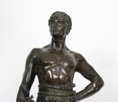 null BRONZE "LE VAINQUEUR" DE MAURICE CONSTANT (1892-1970) 

En bronze patiné, reposant...
