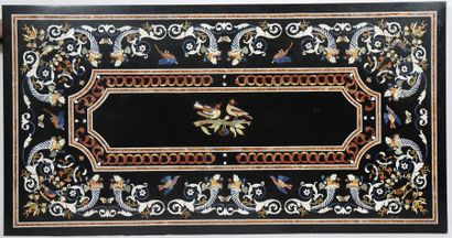 null RECTANGULAR TABLE WITH MARBLE MARQUETRY TOP 

Polychrome with black background...