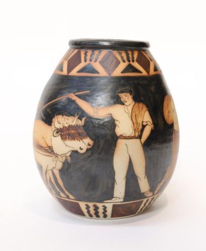 null CIBOURE

Stoneware vase of ovoid shape decorated with a convoy of Basque peasants...