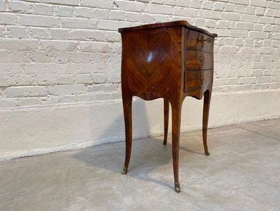 null SMALL "CHIFFONNIERE" COMMODITY veneered and inlaid on all sides in rosewood,...