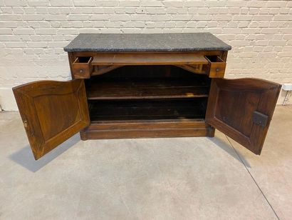 null IMPORTANT Moulded walnut HUNTER BUFFET. It opens with two leaves and two side...