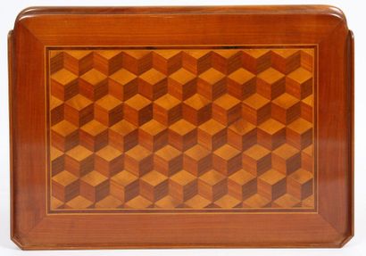 null LOUIS CUBE MARQUETRY COFFEE TABLE XV

In marquetry of cubes, curved on all sides,...