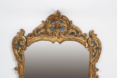 null MIROIR PROVENCAL LOUIS XV

En bois sculpté et doré à décor provençal.

Pare...