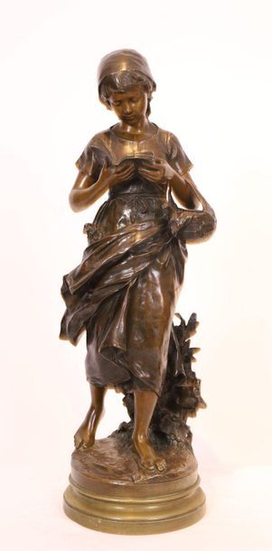 null BRONZE "JEUNE PAYSANNE A LA LECTURE" DE Mathurin MOREAU (1822-1912)

En bronze...