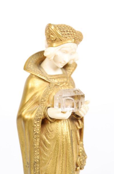 null VERY NICE CHRYSELEPHANTINE SCULPTURE "YOUNG MEDIEVAL PRINCESS HOLDING A BOX"...