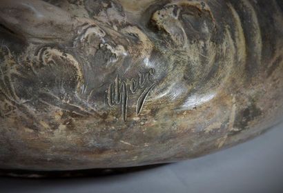 null IMPORTANT ART NOUVEAU VASE FROM GOLDSCHEIDER'S "CHERET" SIGN.

Terracotta vase...
