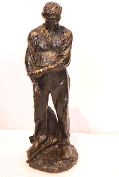 null BRONZE "PAYSAN SE RETROUSSANT LES MANCHES" DE Aimé-Jules DALOU (1838-1902)

Bronze...