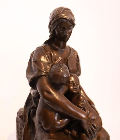 null GROUPE EN BRONZE "LA MATERNITE" DE Paul DUBOIS (1829 - 1905)

En bronze patiné,...