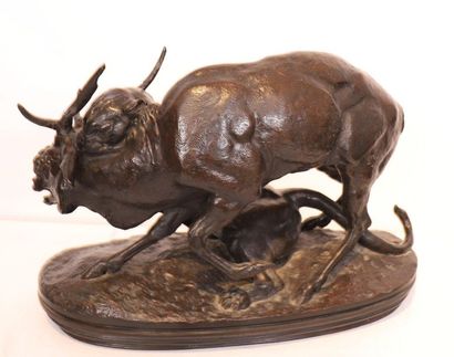 null BRONZE ANIMALIER "CERF ATTAQUE PAR UNE LIONNE" DE Antoine Louis BARYE (1796-1875)

En...