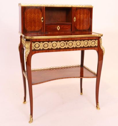 Louis PERIDIEZ (Maître en 1764) CHARMANT PETIT BUREAU BONHEUR DU JOUR MARQUETE LOUIS...