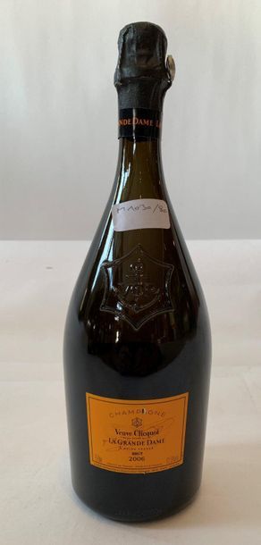null 1 BTE "VEUVE CLIQUOT" LA GRANDE DAME 2006

Champagne