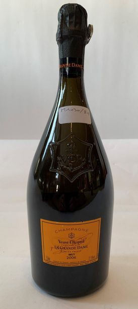 null 1 BTE "VEUVE CLIQUOT" LA GRANDE DAME 2006 

Champagne