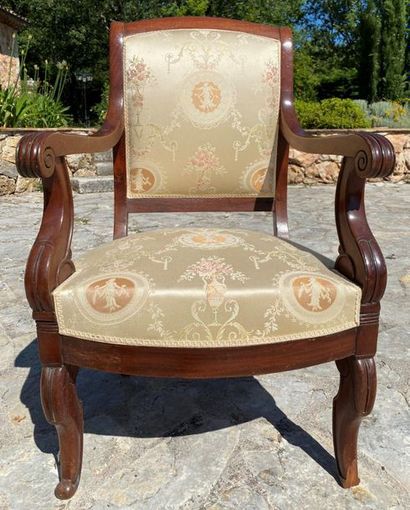 null MAHOGANY LACROSSE CHAIR 

Restoration period - 1st half of the 19th century...