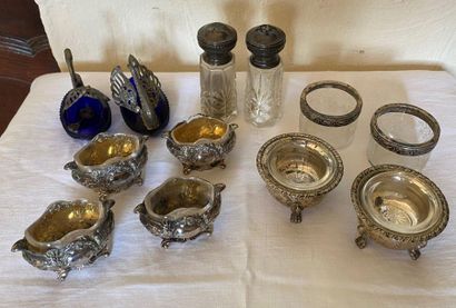 null LOT OF TWELVE SALONS - Metal and silver -
