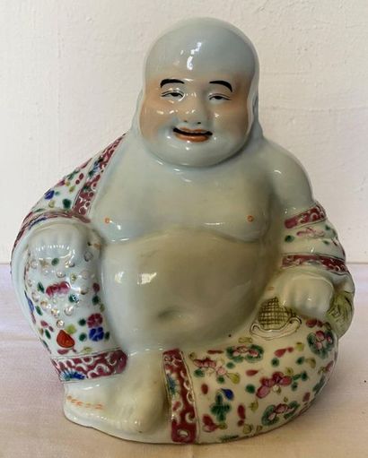 null CHINA

Porcelain Buddha with polychrome flowers decoration- 20th Century 

H:...