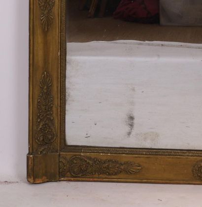 null LARGE MIRROR RESTORATION MIRROR in gilded stucco wood

125.5 x 100 cm