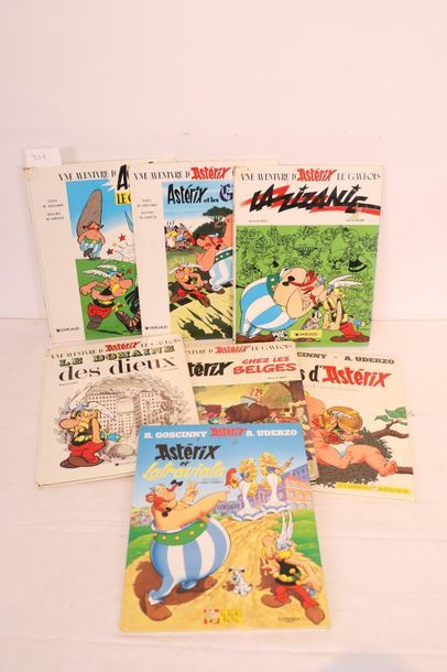 null Lot 7 albums d'Asterix comprenant : 

- Astérix le gaulois

- Astérix et les...