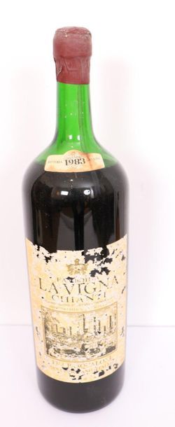 null 1 LARGE JEROBOAM BOTTLE OF CHIANTI "LA VIGNA" 1983

5 liters

Mid-shoulder level.

Label...