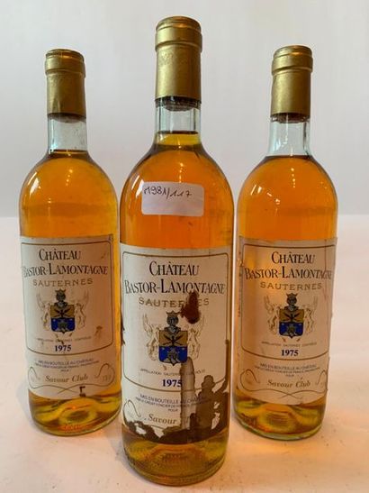 null 3 BTES "CHÂTEAU BASTOR LAMONTAGNE" - Sauternes - 1975 

Nibbled labels 

High...