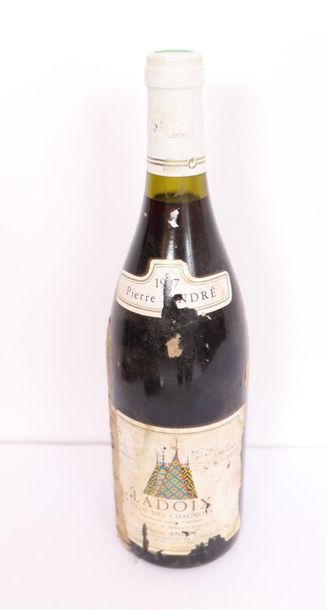 null 1 BTE "LADOIX CLOS DES CHAGNOTS" 1997

Niveau légèrement bas.