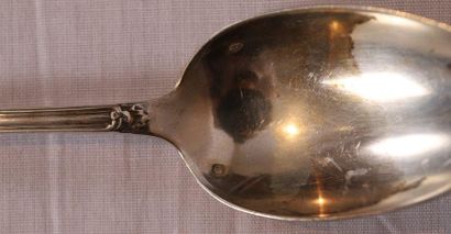 null 5 PLACE SETTINGS AND A LARGE SILVER SPOON

Various models.

Net weight: 752...