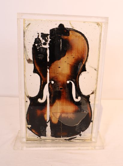 Arman VERY BEAUTIFUL AND MOVING WORK "VIOLIN CALCINE" BY ARMAN (1928-2005)

Inclusion...