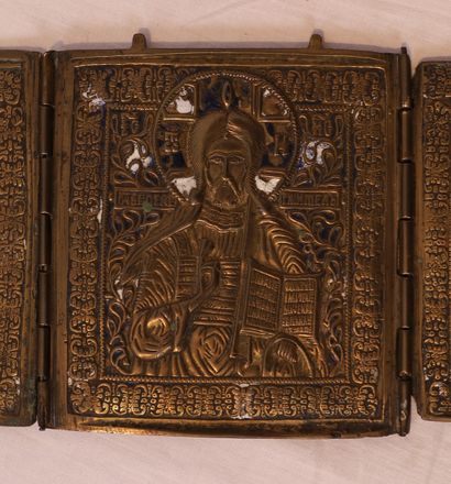 null MAGNIFICENT BRONZE TRIPTYQUE decorated with the Virgin Mary, Christ and Saint...