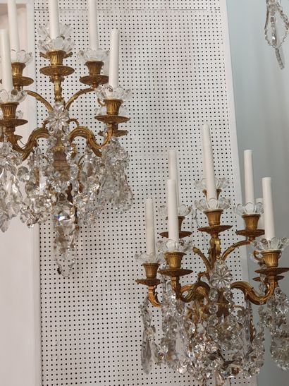 null VERY IMPORTANT CHANDELIER WITH THIRTY LIGHTS AND A PAIR OF SCONCES WITH SEVEN...