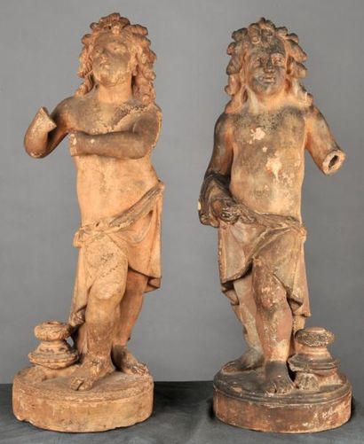 null COUPLE DE TERRE CUITE Rare paire de sculptures en terre cuite florentine. Bras...