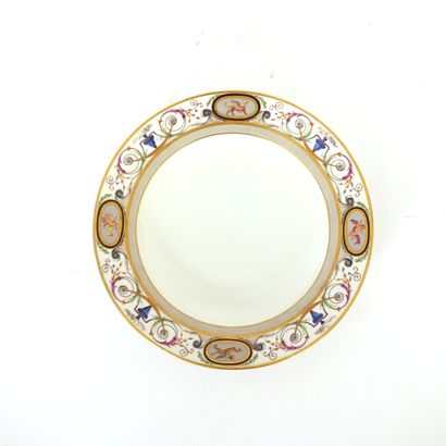 VIENNA PORCELAIN DISH, late 18th - early...