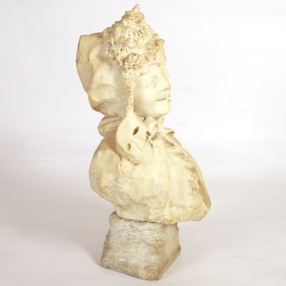 null LARGE NEW ART BUST IN MARBLE "BAS LES MASQUES" by L. GEROSA (XIX-XXth)

Representing...