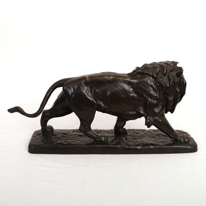 null BRONZE "KING OF ANIMALS" by VIDAL (XIXth)

Bronze with black patina

Signed...