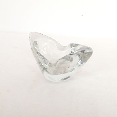 null LARGE CRYSTAL ASHTRAY WITH TWO BUCKS 20th century

Signed at the point below...