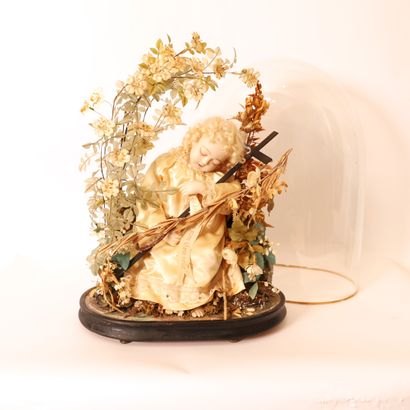 null WAX DOLL UNDER GLASS GLOBE

Carrying a phylactery "I sleep but my heart watches".

Blackened...