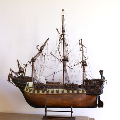 null MODEL OF A THREE-MASTED SHIP "LA SIRÈNE

Wood, ropes

20th century

77 x 70...