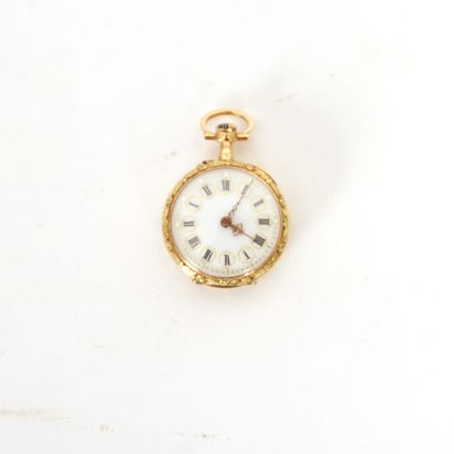  SMALL GOLD POCKET WATCH 
Dial with Roman numerals 
Weight : 15 grs