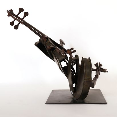null SCULPTURE "VIOLON" by Fernandez ARMAN (1928-2005)

Bronze with several patinas

Signed...