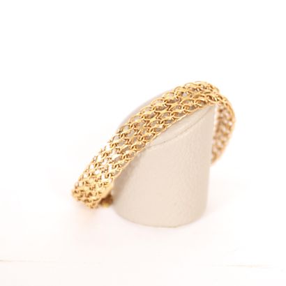 null BRACELET WITH TWO ROWS OF GOLD LINKS 

Pb : 32 grs